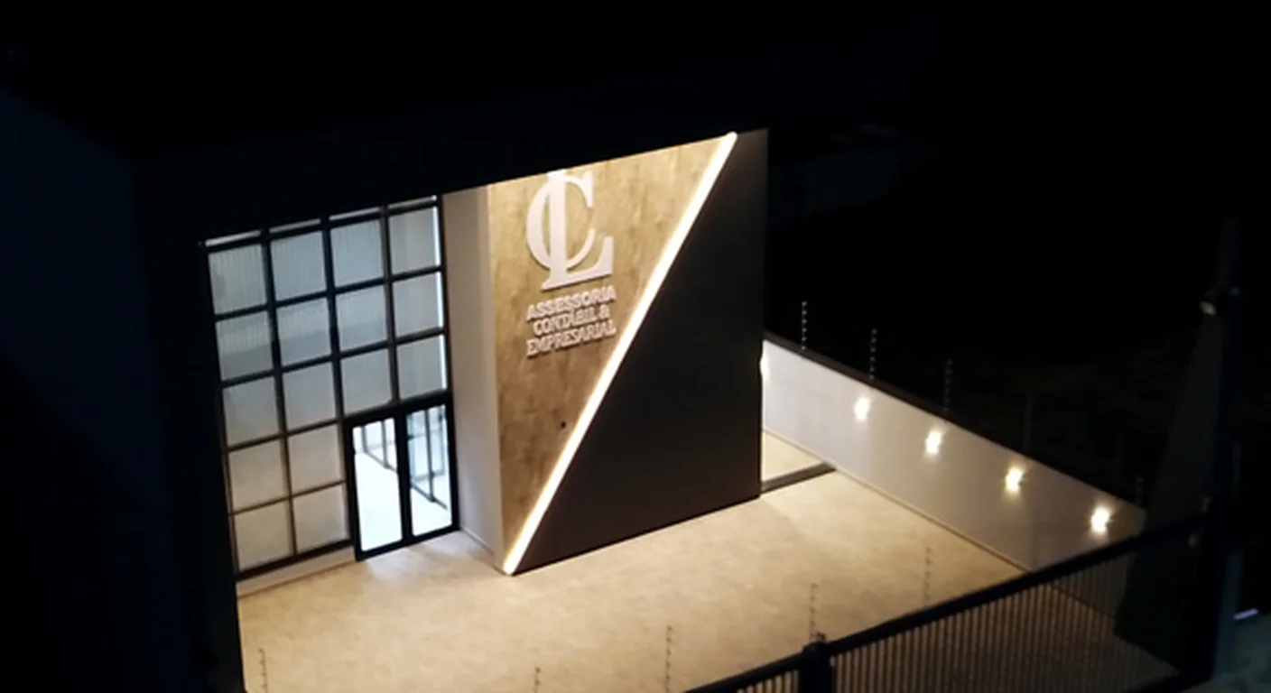 Recepção do escritório da LC Assessoria Contábil em Porto Feliz · SP